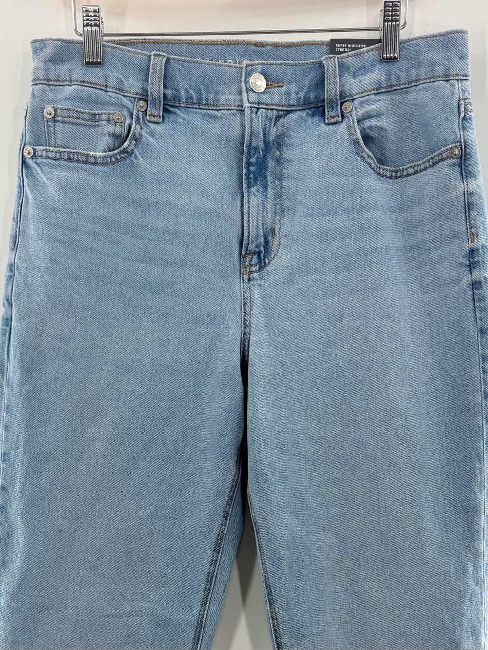 NWT American Eagle Super High Rise Straight Leg Jeans Stretch Light Wash 10 / 30 - Picture 3 of 13